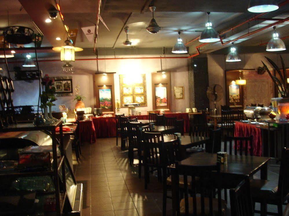 The Emperor Hotel Malacca Exterior photo